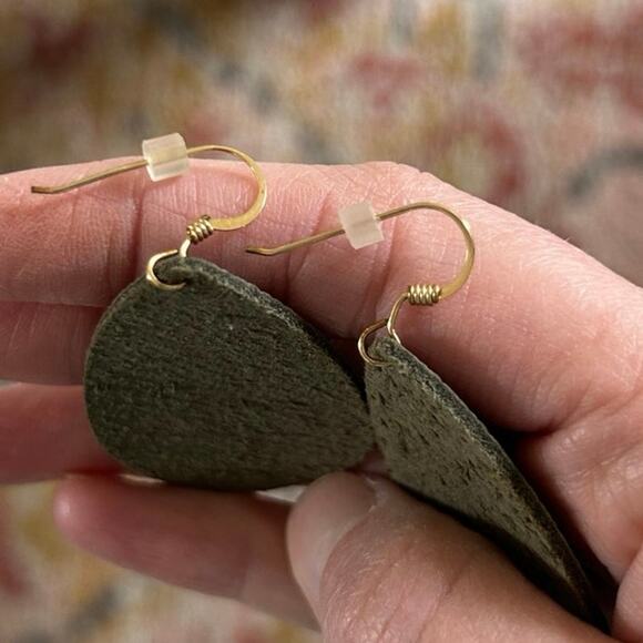 Nickel & Suede Desert Green Small Teardrop Leather Earrings Light Weight Texture - Picture 5 of 5